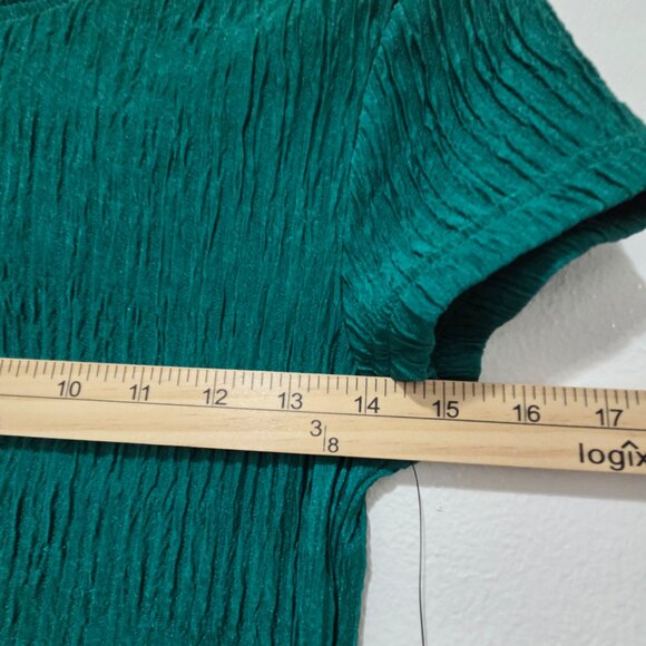 Love Poem 2pcs Emerald Green Crinkled Plissé Short Sleeve Wide Leg Pants Set - Picture 5 of 12